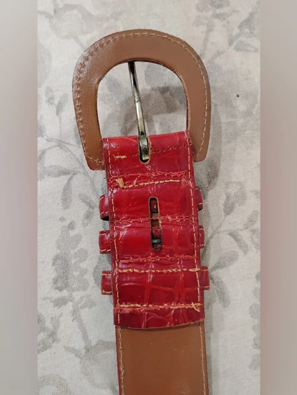 VINTAGE RED ITALIAN ALLIGATOR BELT